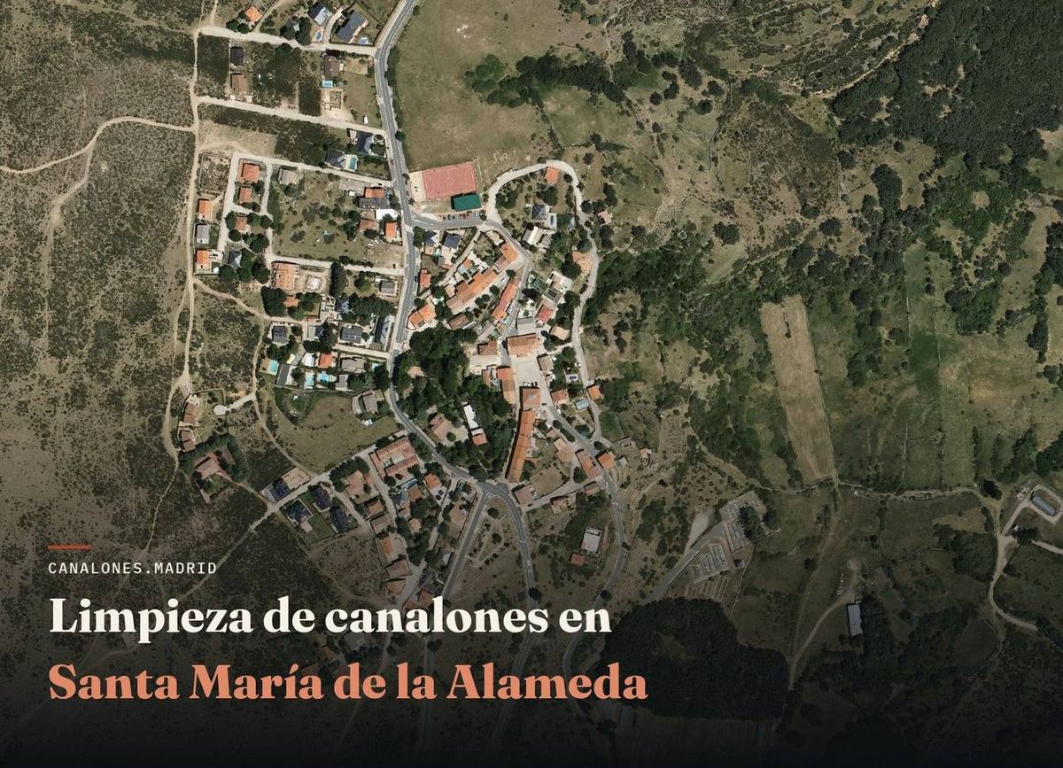 Vista aérea de Santa María de la Alameda, zona de servicio de canalones.madrid para la limpieza y el mantenimiento de canalones, en una localidad de casco histórico y construcción tradicional.