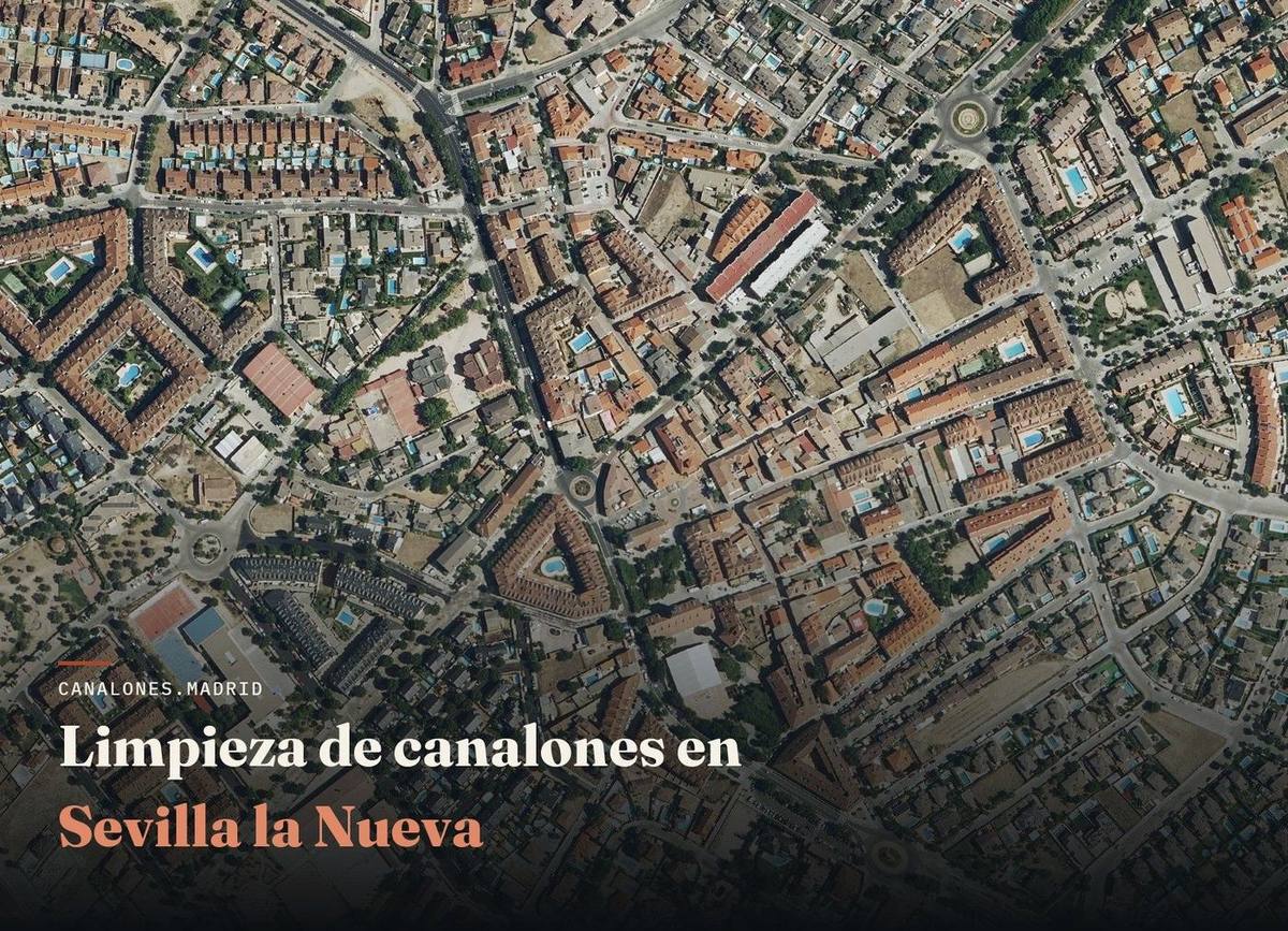 Vista aérea de Sevilla la Nueva, zona de servicio de canalones.madrid para la limpieza y el mantenimiento de canalones, en el oeste de la Comunidad de Madrid.
